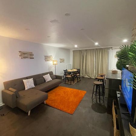 Superbe Appartement Avec Boxe Proche De Paris Pierrefitte-sur-Seine Luaran gambar