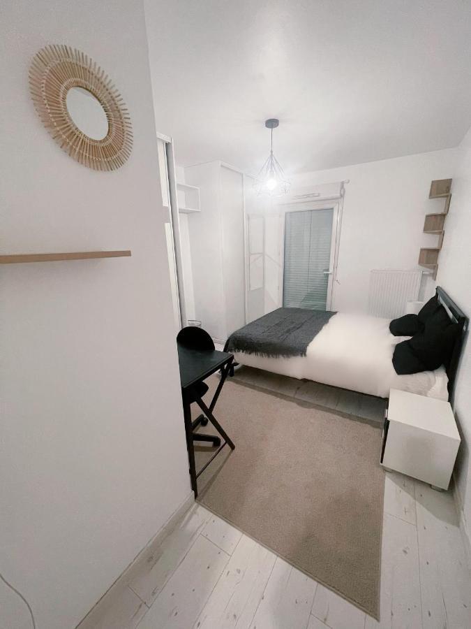 Superbe Appartement Avec Boxe Proche De Paris Pierrefitte-sur-Seine Luaran gambar