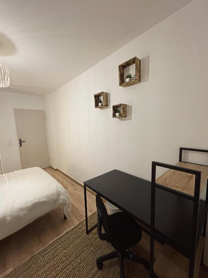 Superbe Appartement Avec Boxe Proche De Paris Pierrefitte-sur-Seine Luaran gambar